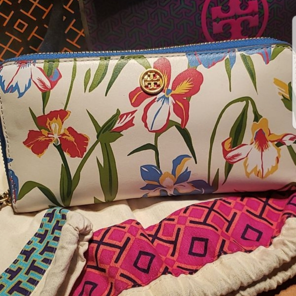 Tory Burch Floral Continental Full Wallet